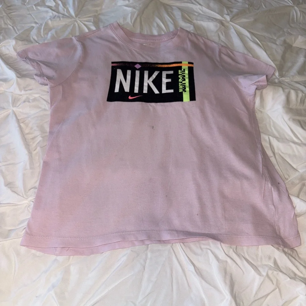 Nike Light Pink Logo Graphic Tee with Neon Accent